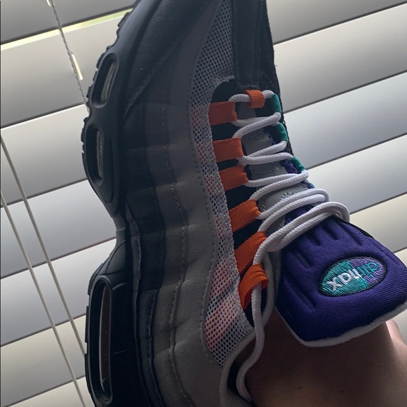 Nike AirMax 95 - Picture 4 of 6